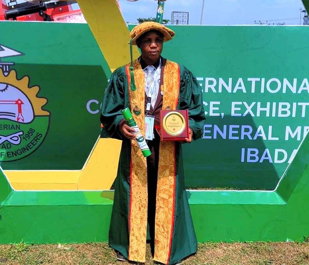 photo of the Pioneer and incumbent Director of Works at Ajayi Crowther University, Oyo, Engr. Oluwole Aderogba Olaniyi conferred with Fellow Nigerian Society of Engineers FNSE